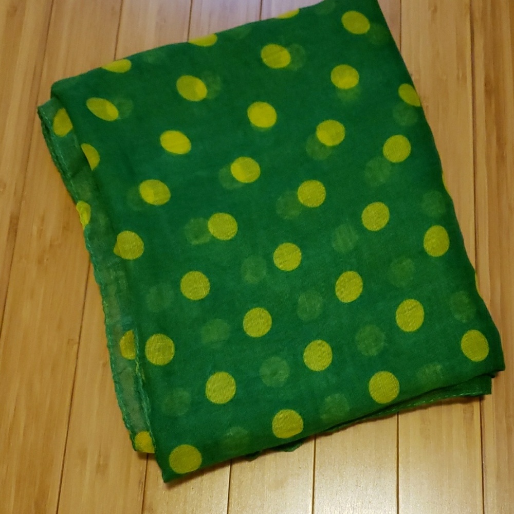 Green Scarf